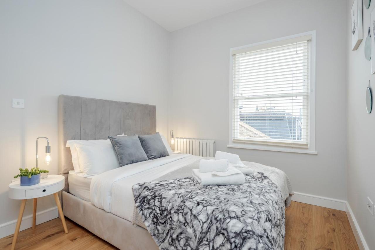 Beautiful 2 Bedrooms Split Level Fulham Apartamento