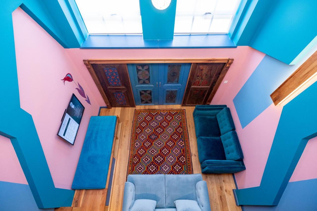 Hotel Limehouse Library London