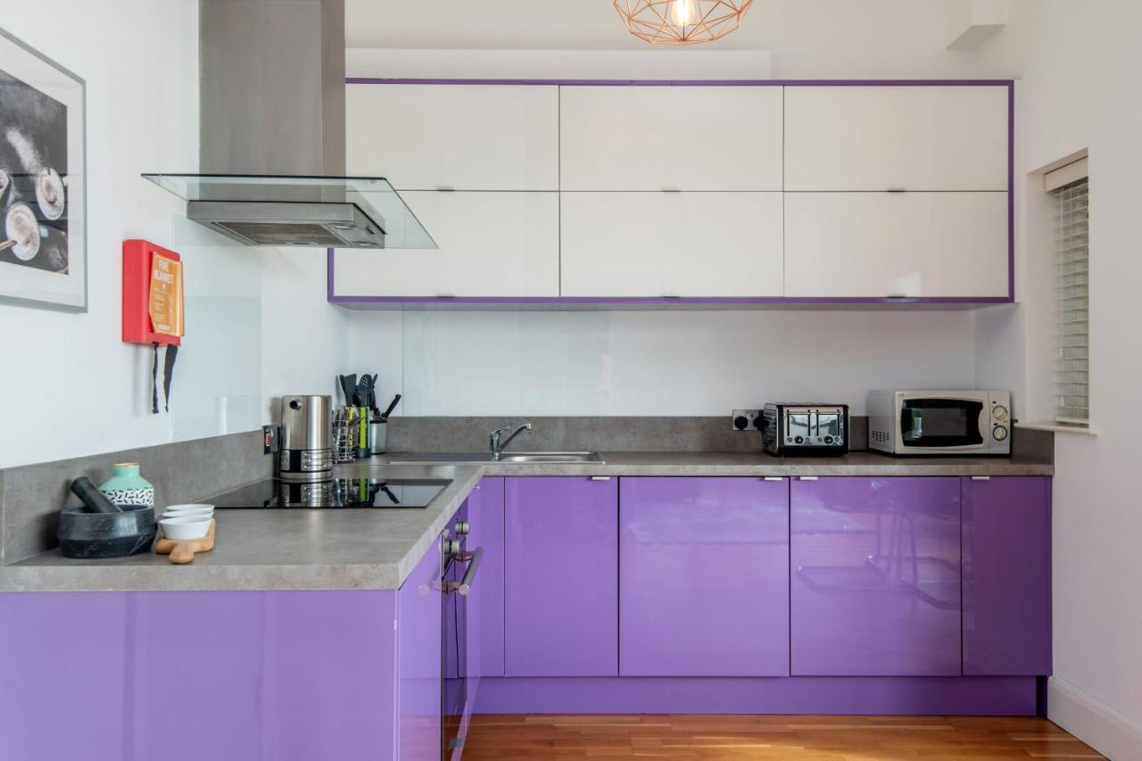 Mulberry South Penthouse By Living *