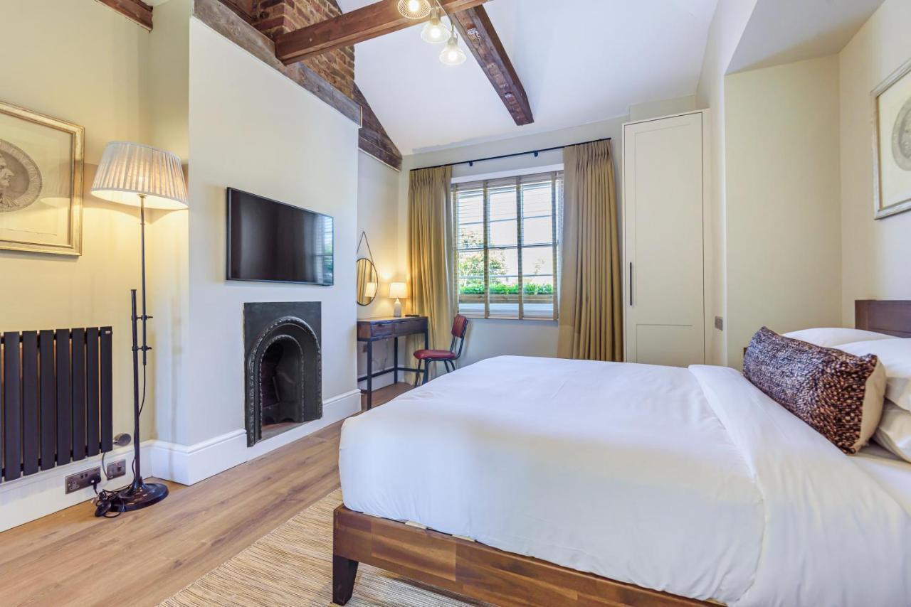 Aparthotel Oak & Poppy