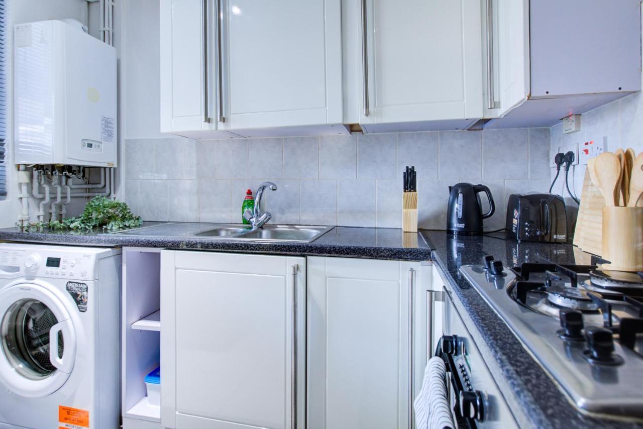 Statera - In Walworth Apartment