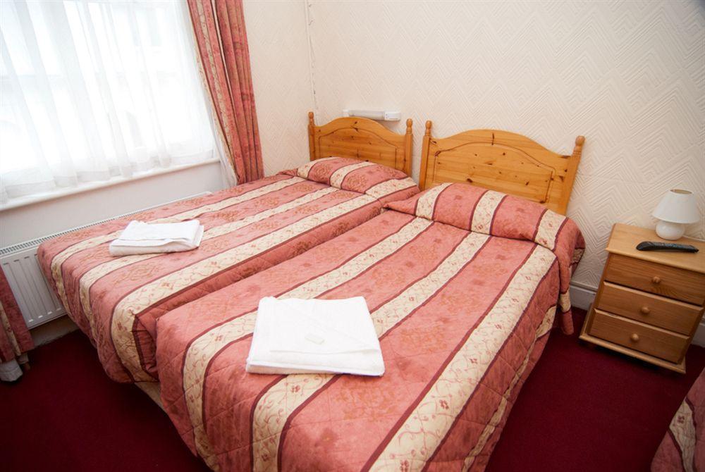 Ravna Gora Hotel Londen