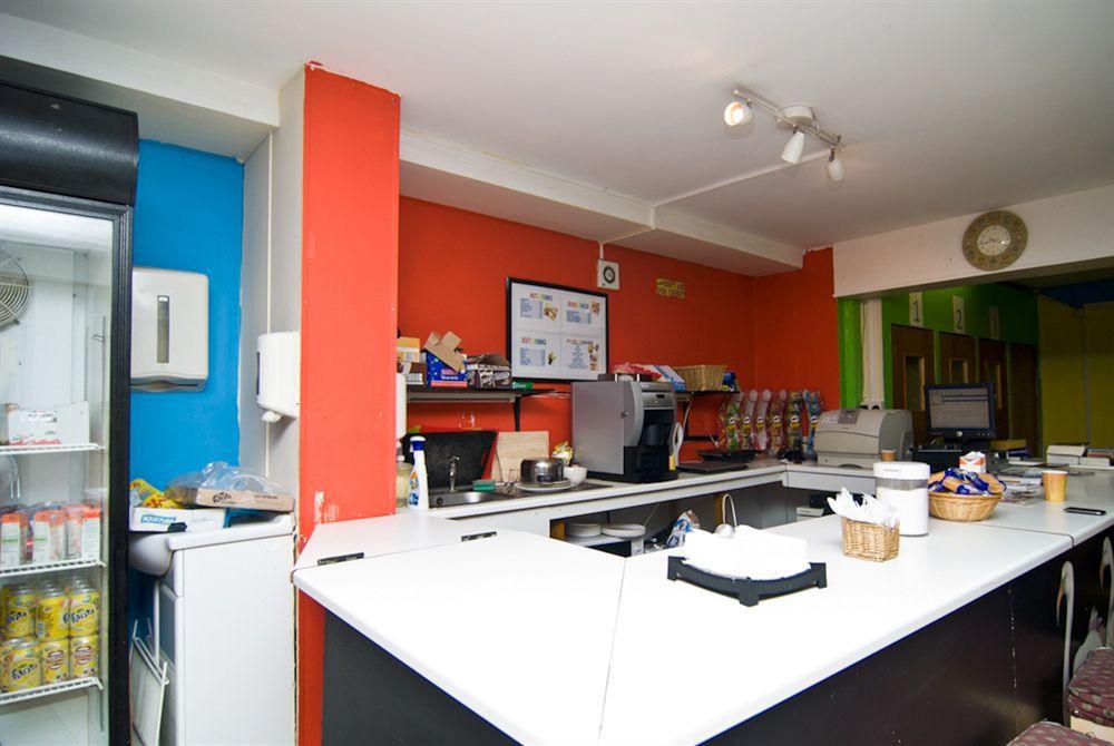 Hostel Kensal Backpackers