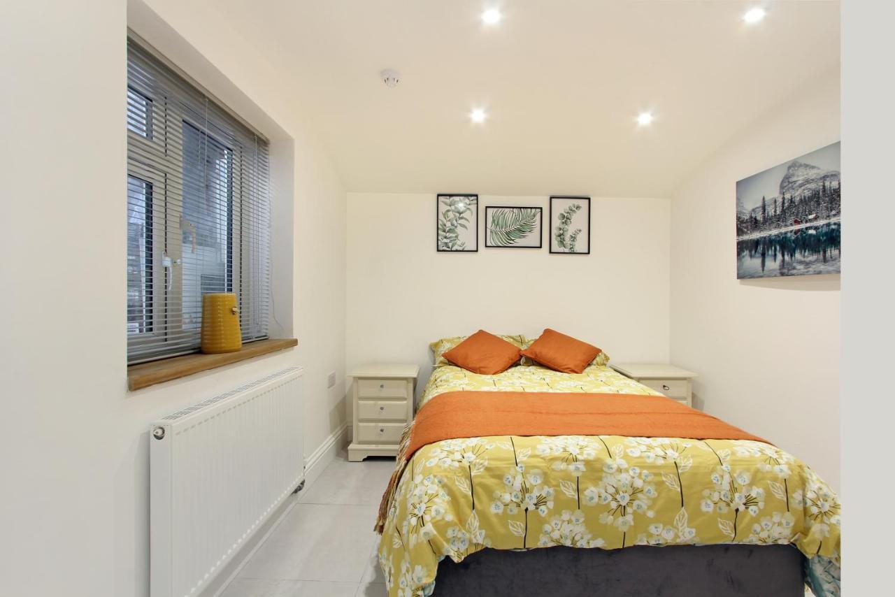 Splendid Flat In Kensington Olympia * London