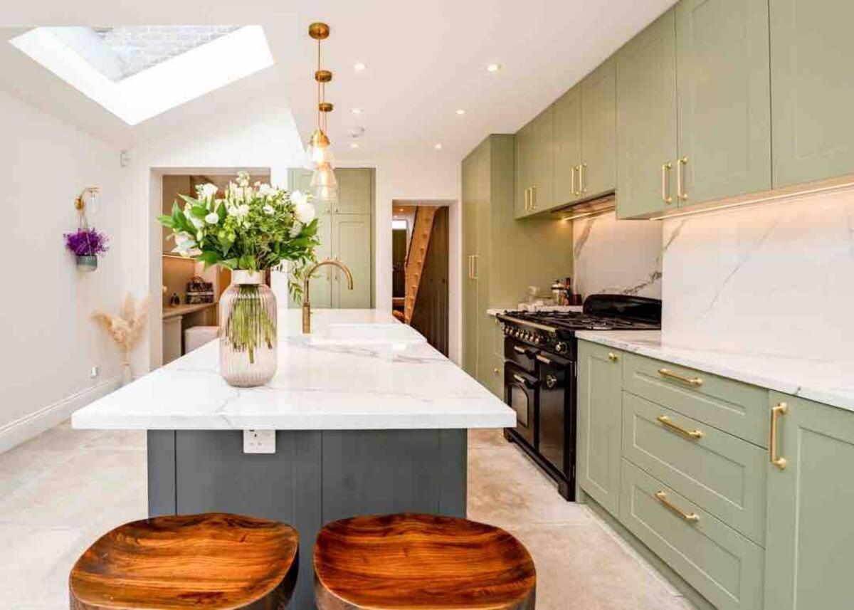 Abode Battersea Homestay