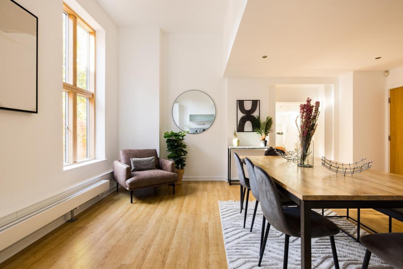 The Clapham Dream - Captivating 3bdr With Garden & Parking Appartement