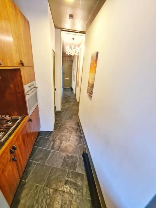1 Bedroom Flat In Kings Cross Apartment
