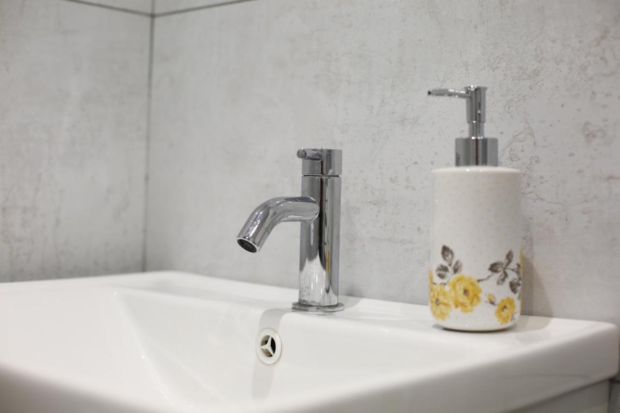 Deluxe Flat A In Kensington Olympia *