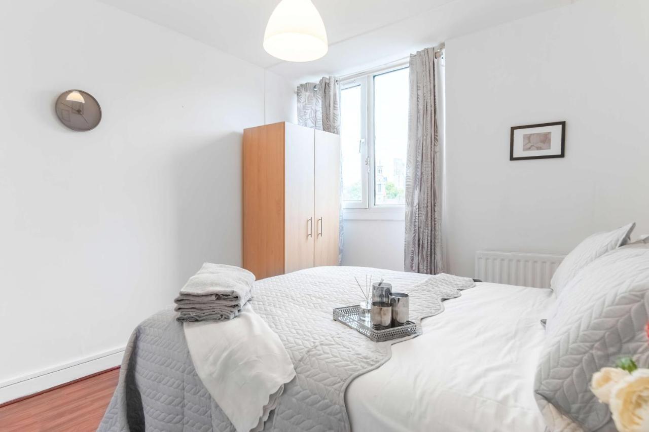 3 Bed Newal Apartment *