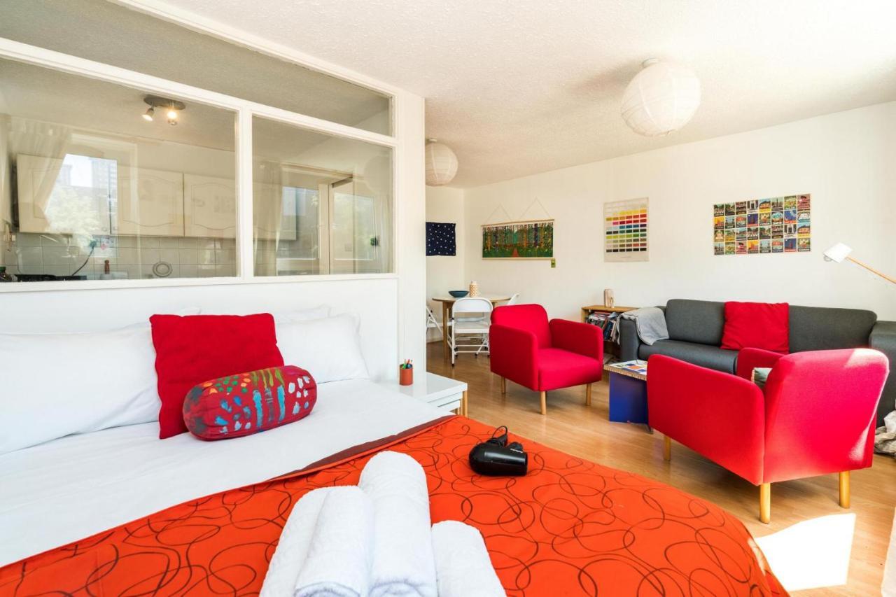 Bright & Cosy Close To Vakantiehuis Londen