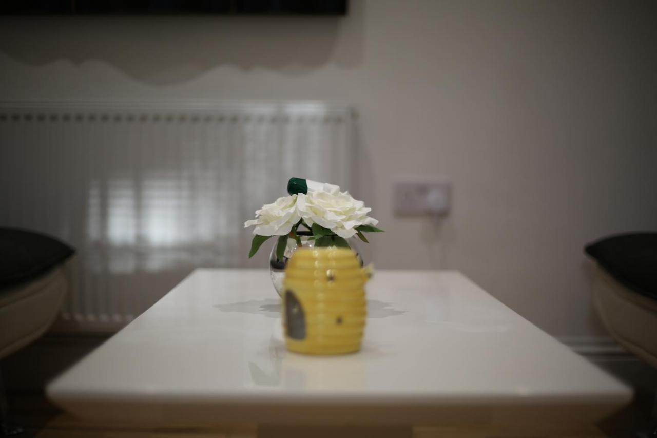 Deluxe Flat A In Kensington Olympia