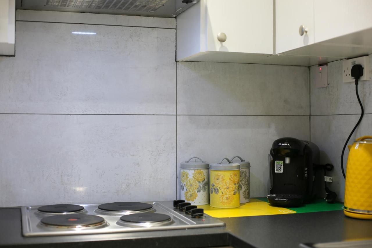 Splendid Flat In Kensington Olympia London