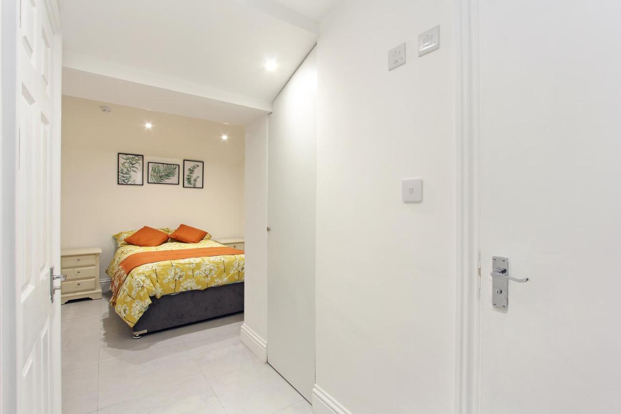 Splendid Flat In Kensington Olympia Apartment *