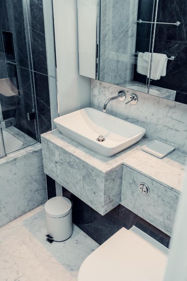 Apartment Lovely 4/bdr Penthouse W/ Lovely Views *