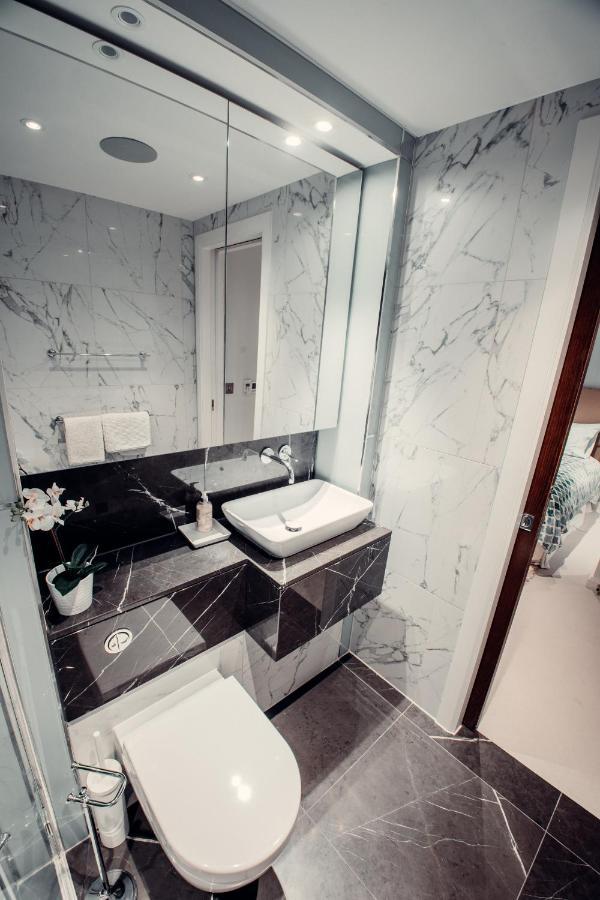 Apartment Lovely 4/bdr Penthouse W/ Lovely Views London