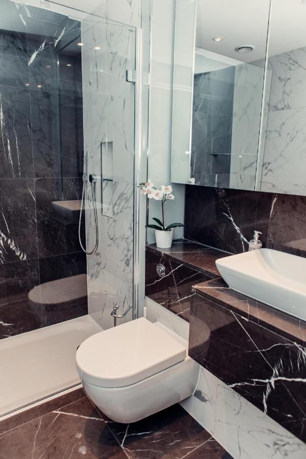 Apartment Lovely 4/bdr Penthouse W/ Lovely Views London