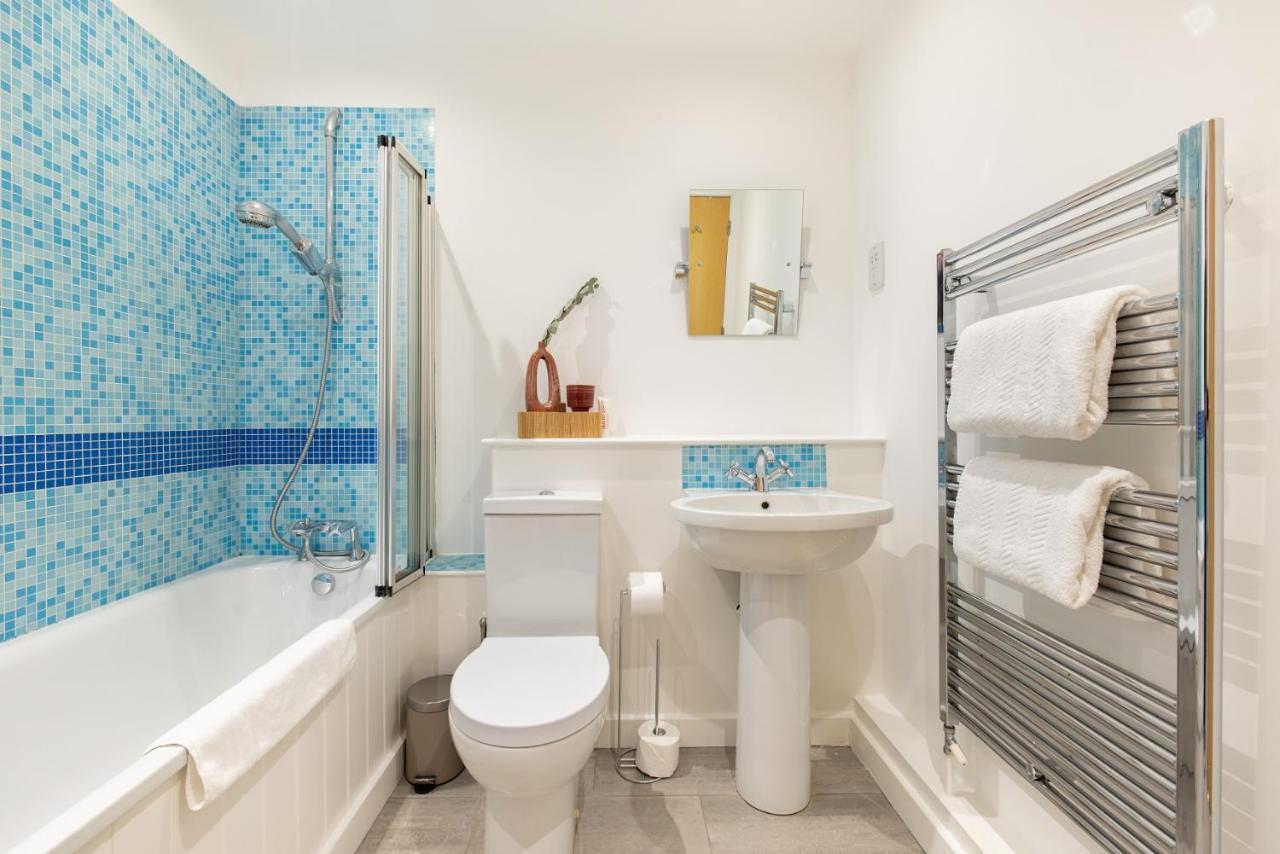 The Clapham Dream - Captivating 3bdr With Garden & Parking * Londen