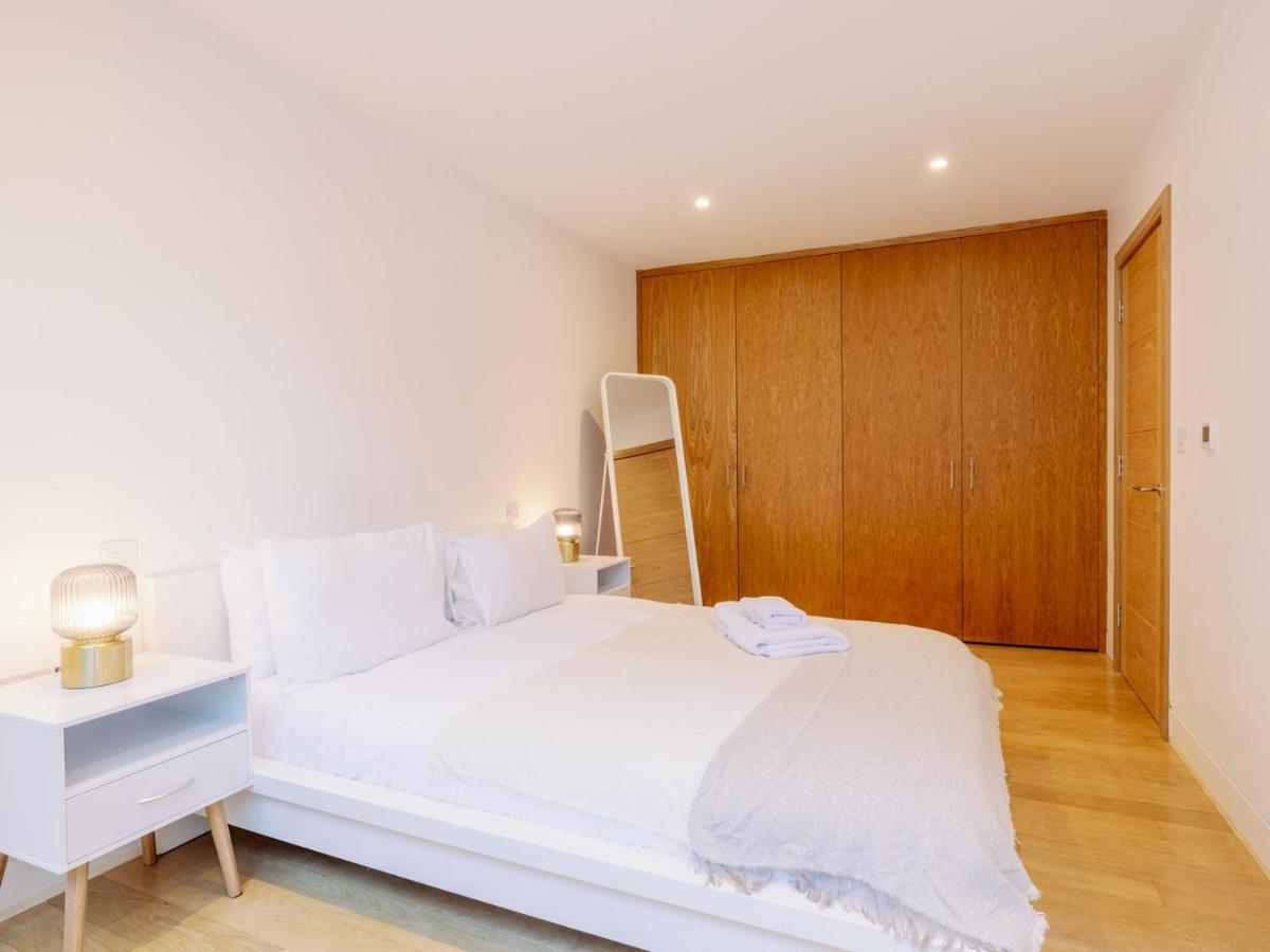 Pass The Keys - Spacious Modern Flat With Garden, In South West Ferienhaus