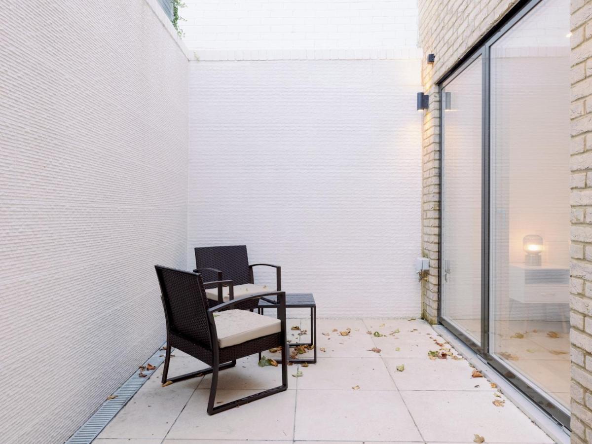 Ferienhaus Pass The Keys - Spacious Modern Flat With Garden, In South West London