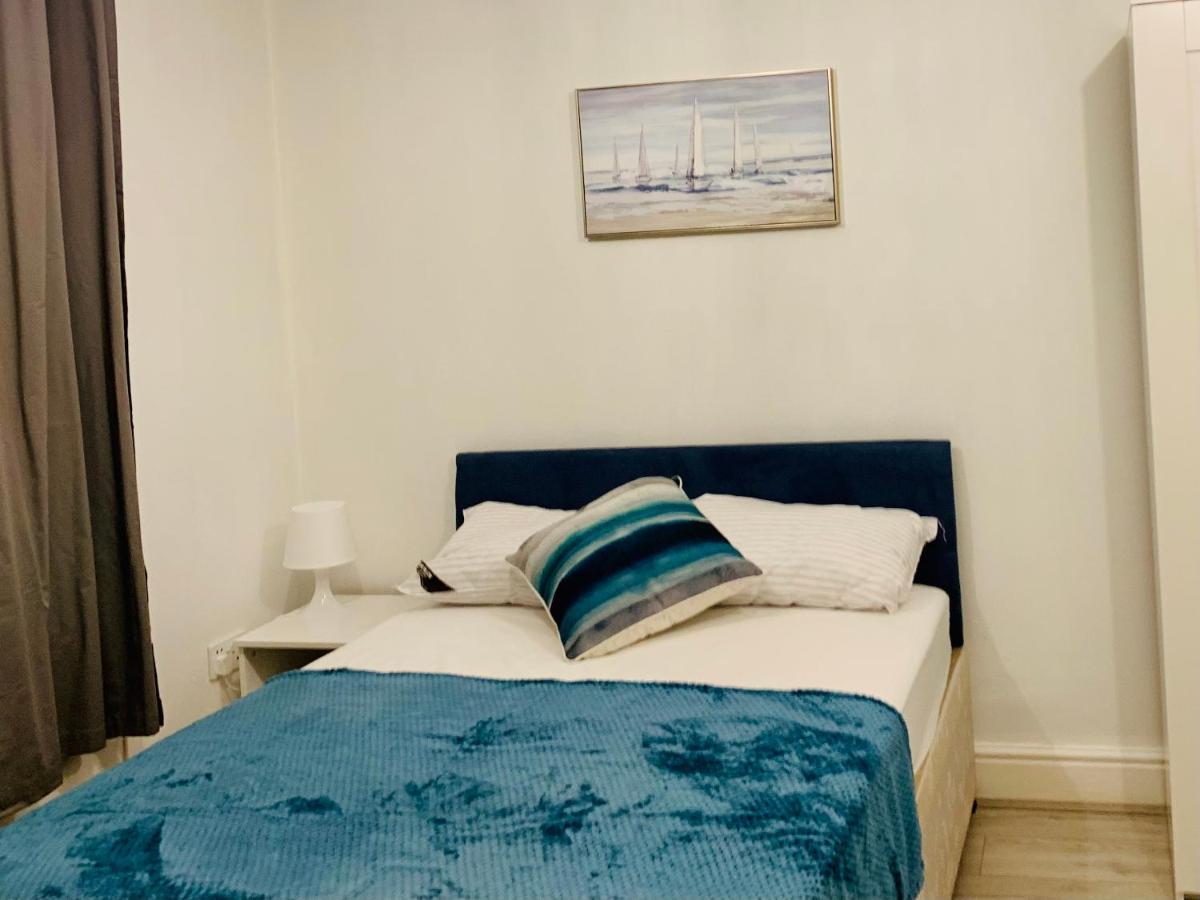 Apartment Studio London