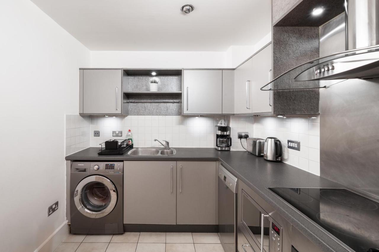 Riverside Balcony Apartments, 10 Minutes From Oxford Circus Apartamento