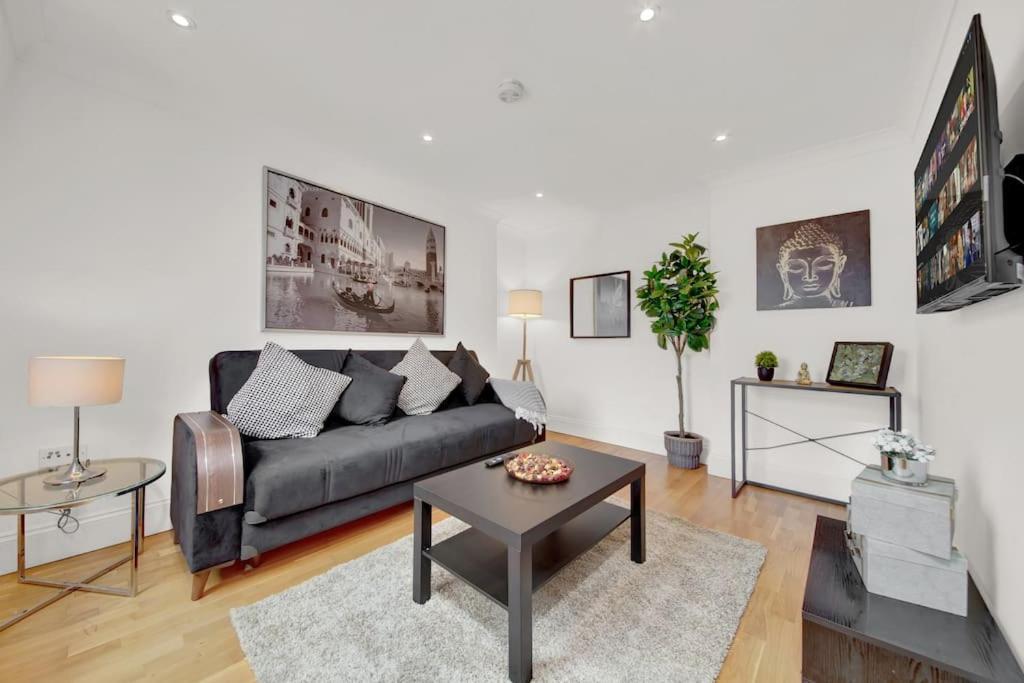 The Bayswater - Excellent Central Location