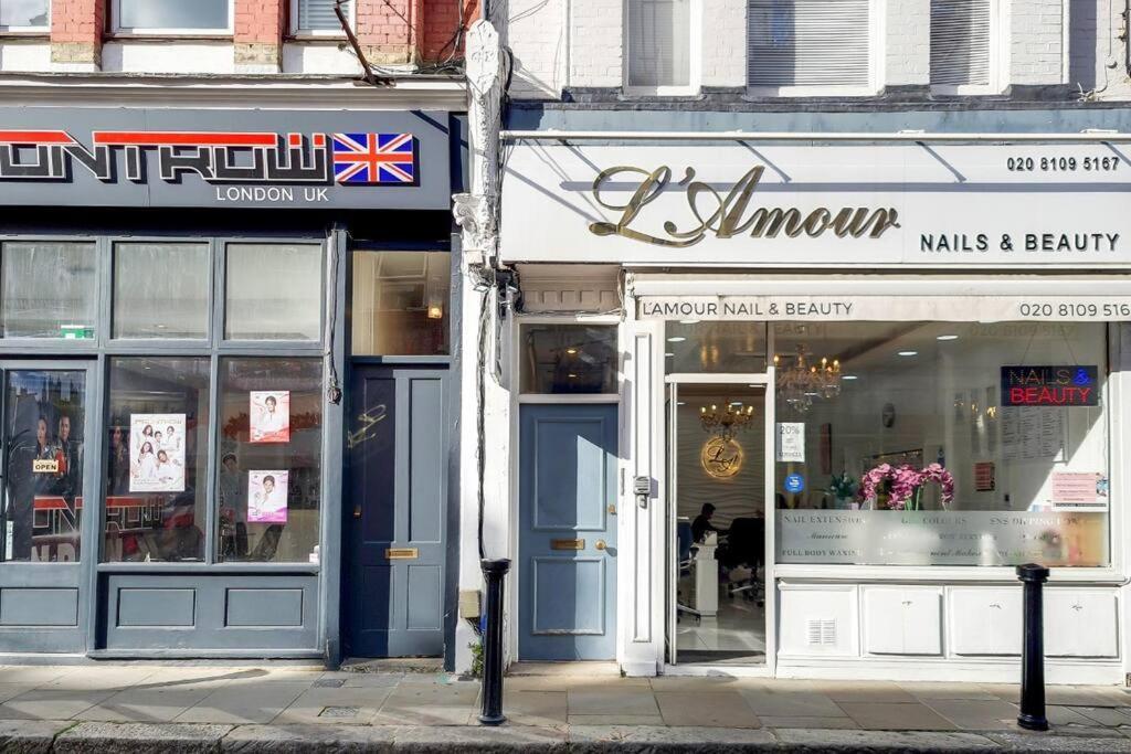 Immaculately Presented 1 Bed Leilighet *
