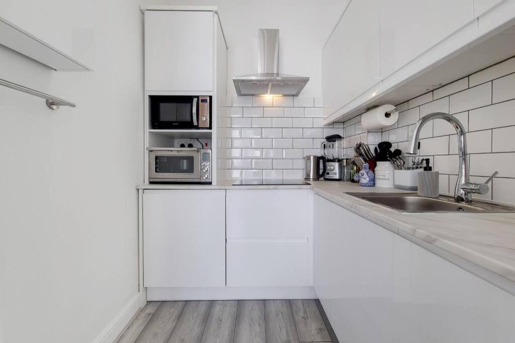 Immaculately Presented 1 Bed *