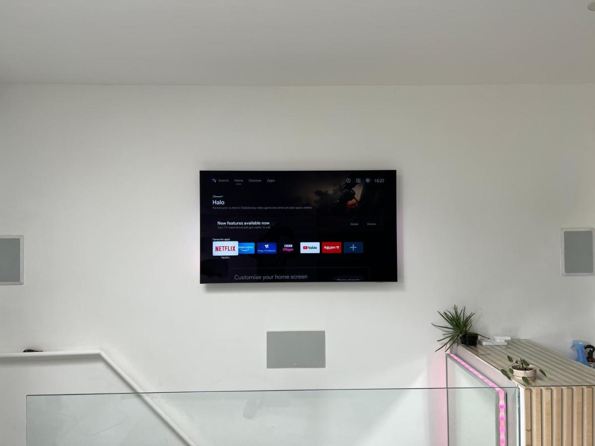 Apartment Stunning Contemporary 2 Bed With Parking London