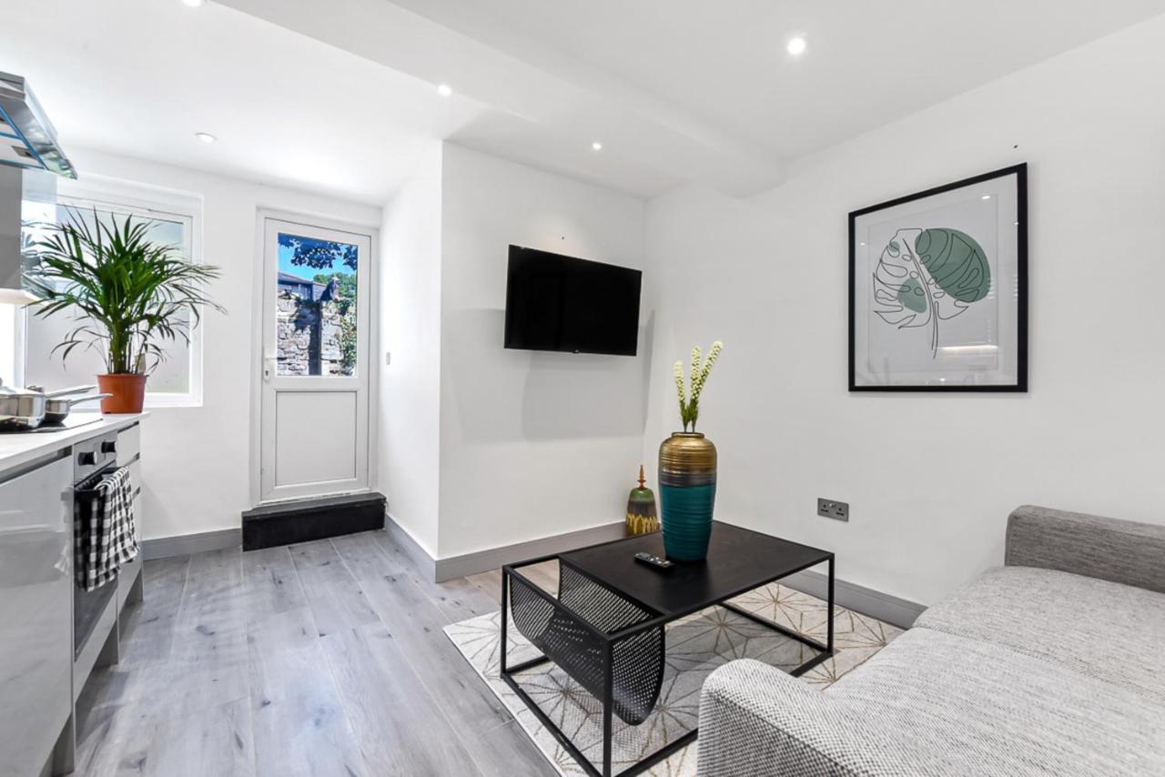 Lovely 2 Bedroom In Greater