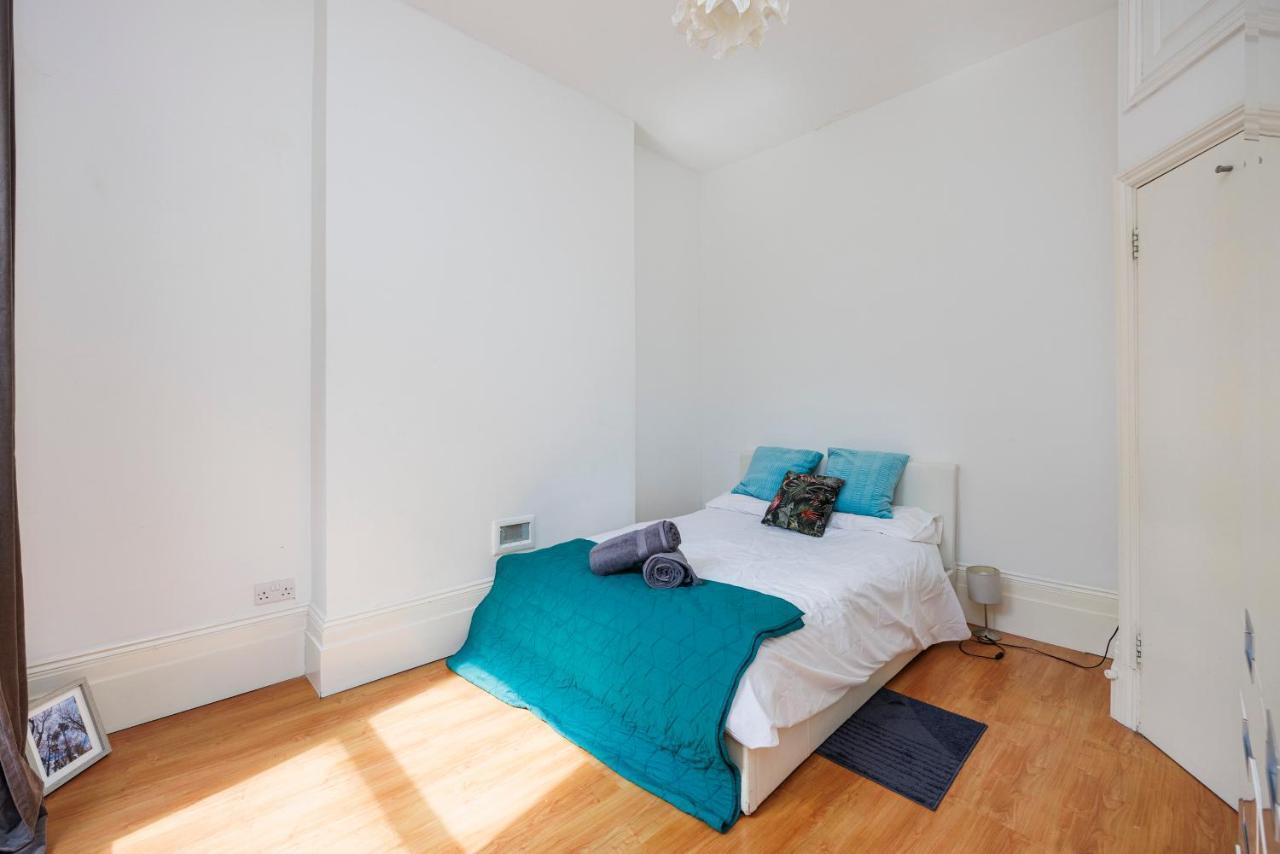 2-bedroom Garden Flat In Finsbury Park, Islington Apartment