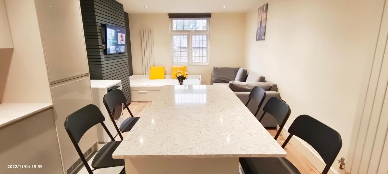 Apartment First Floor Flat 1 Northwood London