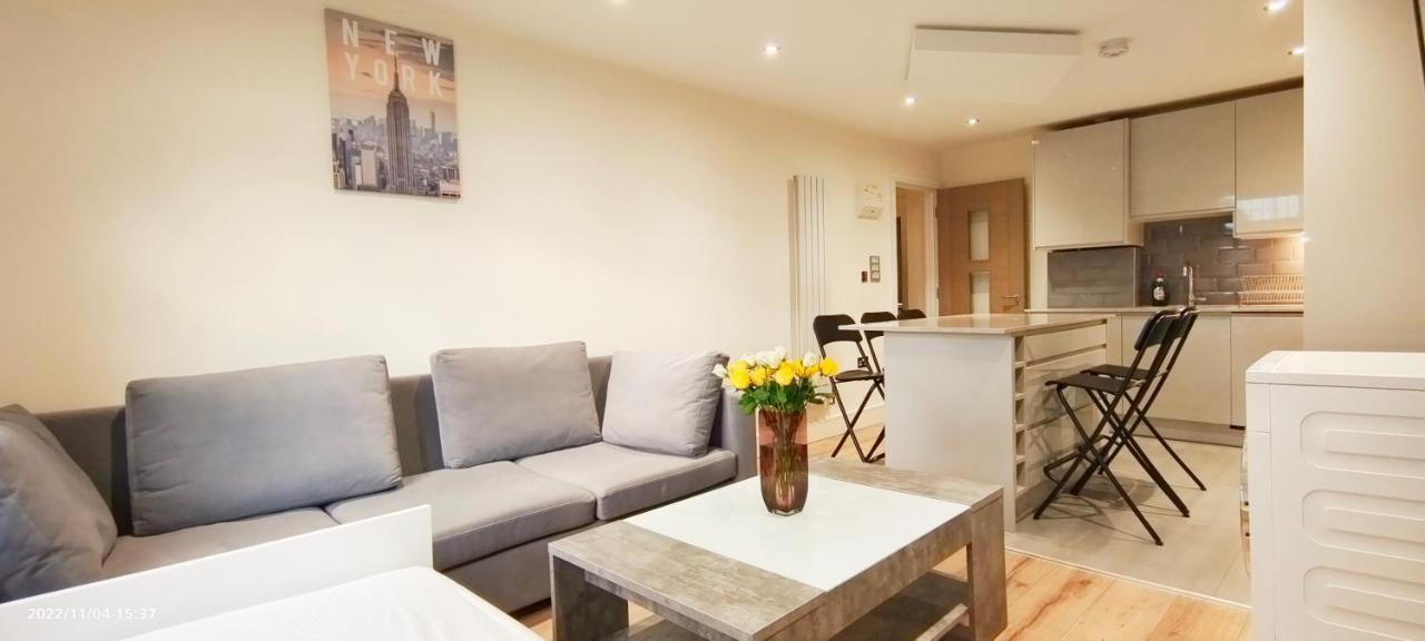 First Floor Flat 1 Northwood London