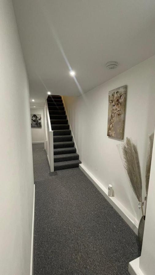 2 Bed Luxury In Old Kent Road Londen