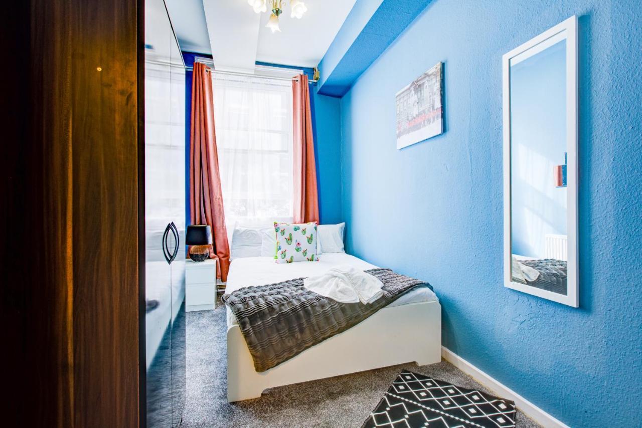 Inviting 2-bed Budget In Apartment London