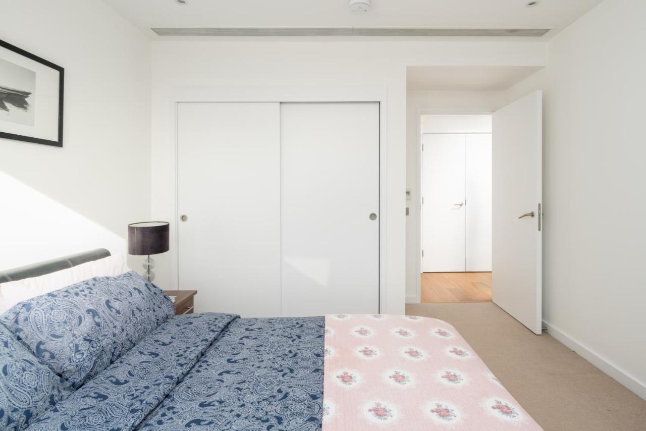 Altido Bright, Modern In Elephant & Castle Londen