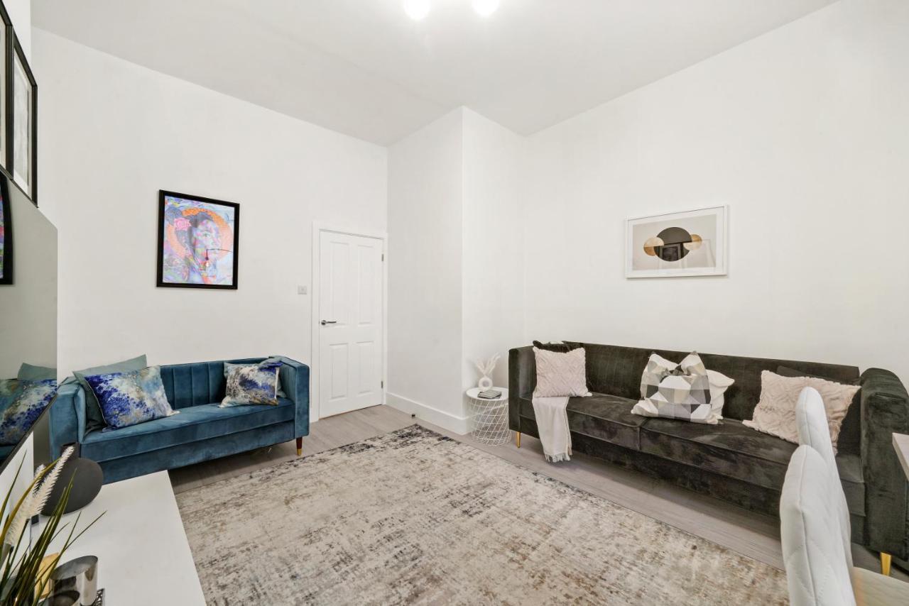 House In Tubbs London