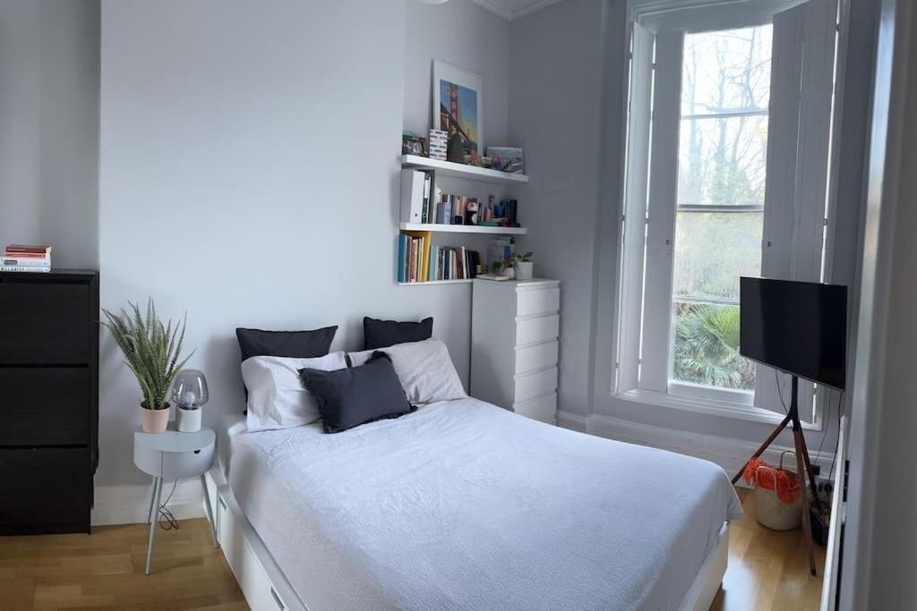 Apartment Gorgeous 2 Bedroom Flat In Charming Swiss London