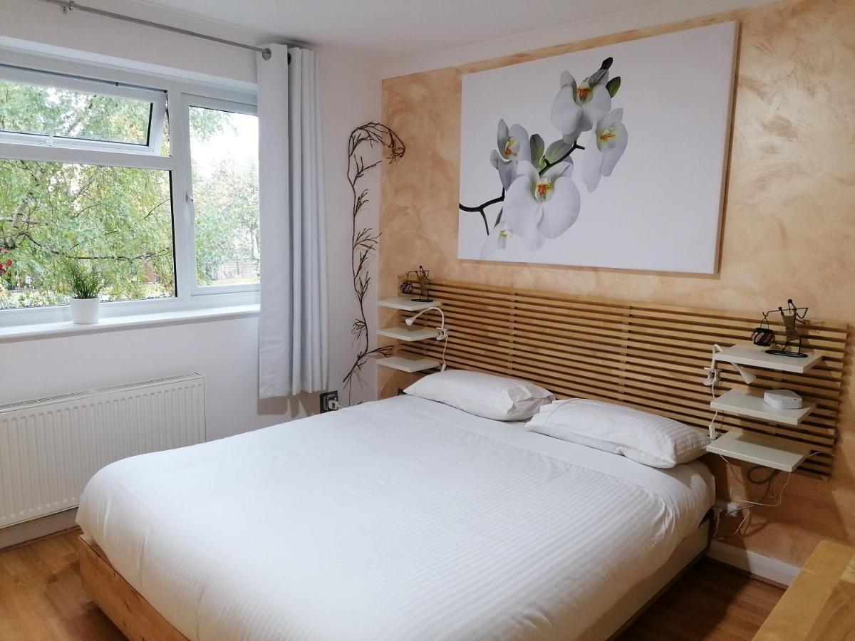 Homestay Beautiful Double Bedroom In Shared Flat Near Olympic Park In Stratford