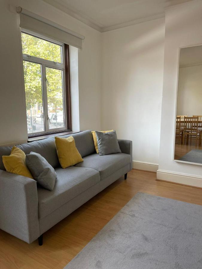 Leilighet Amazing 3 Bedroom Flat Minutes From Tower Bridge