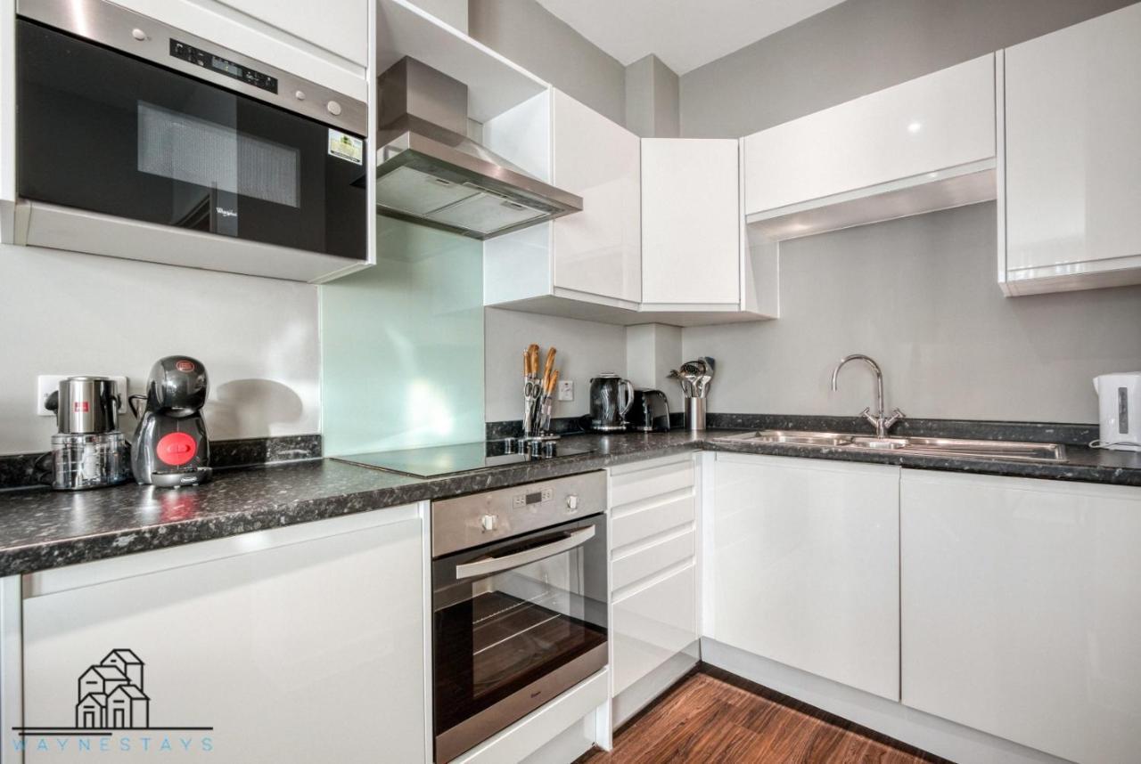 Cosy 1-bed By Heathrow Airport Apartment