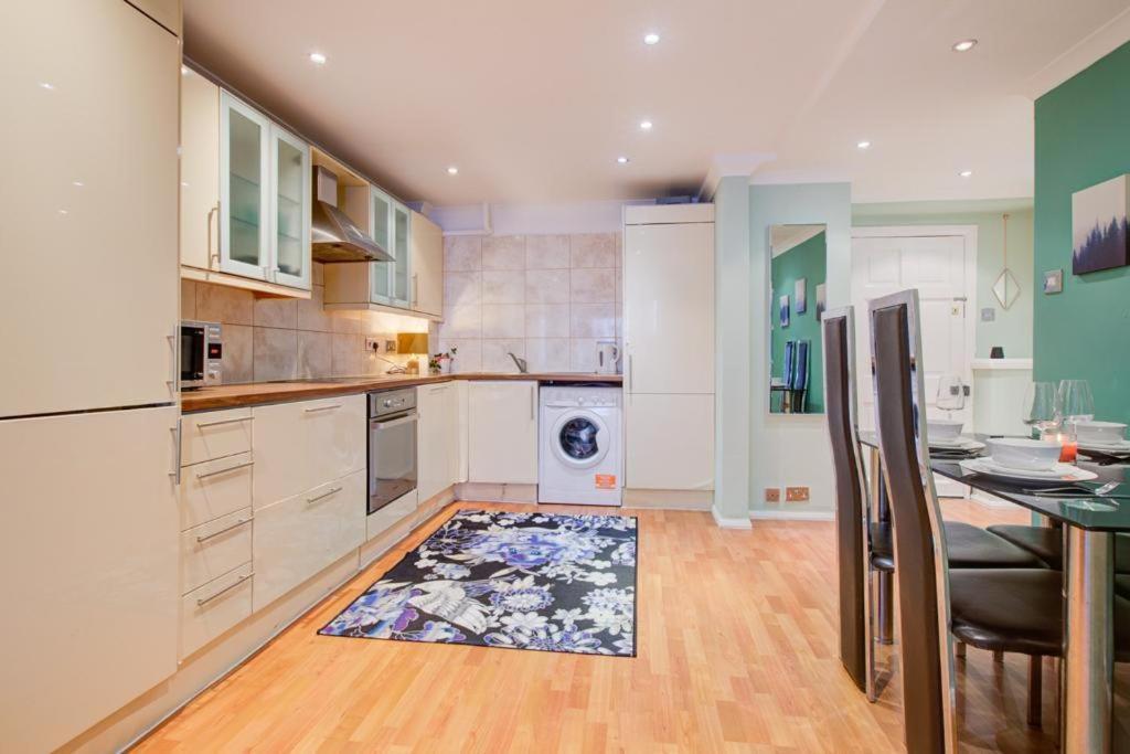 Marble Arch 2 Bedroom Apartamento *