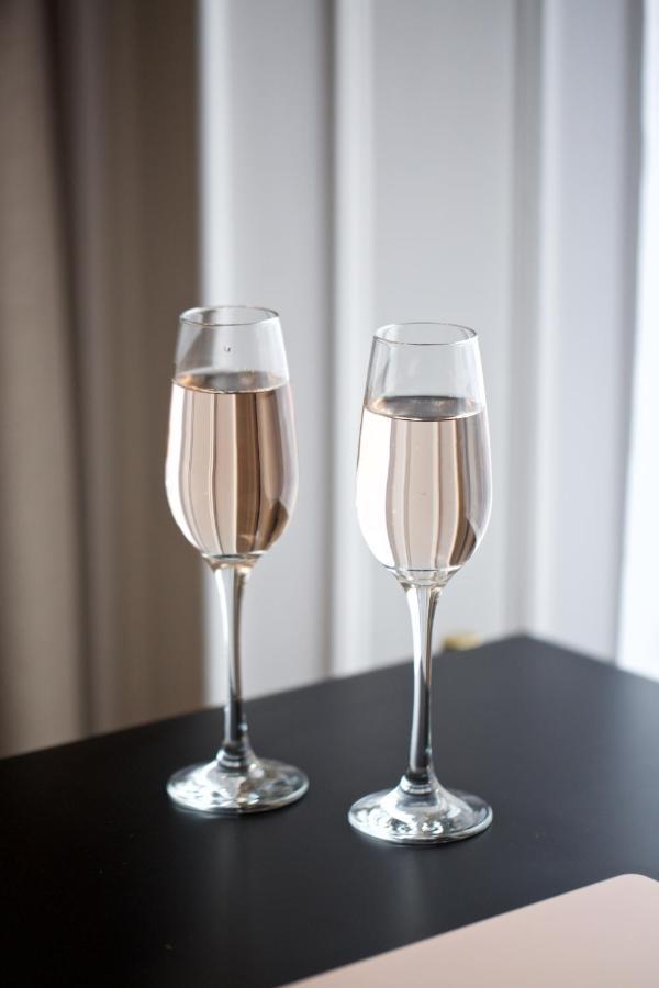 Avari - Winchester Collection * Londen