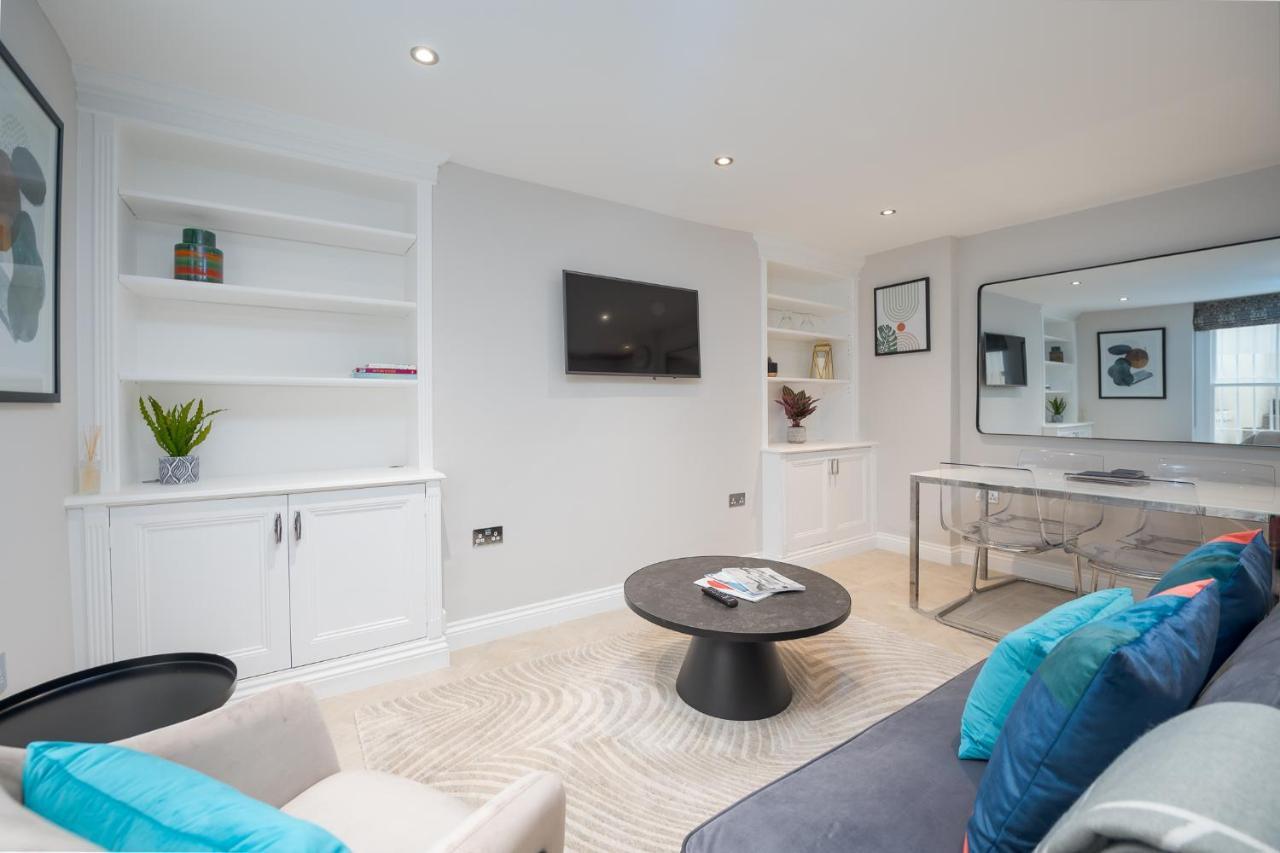 Clarendon Rd By Capital Londen