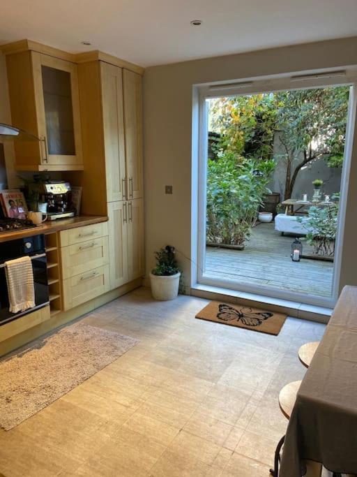 Ivy House-period Garden Flat Chelsea/fulham
