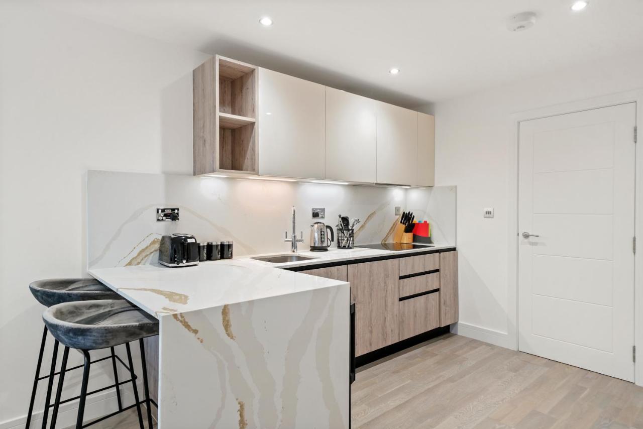 Executive 1 & 2 Bed In Heart Of Free Wifi By Aparts *