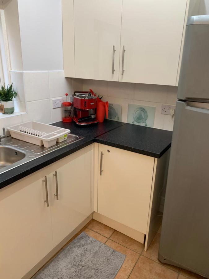Ferienhaus Cosy 6 Bedroom House London
