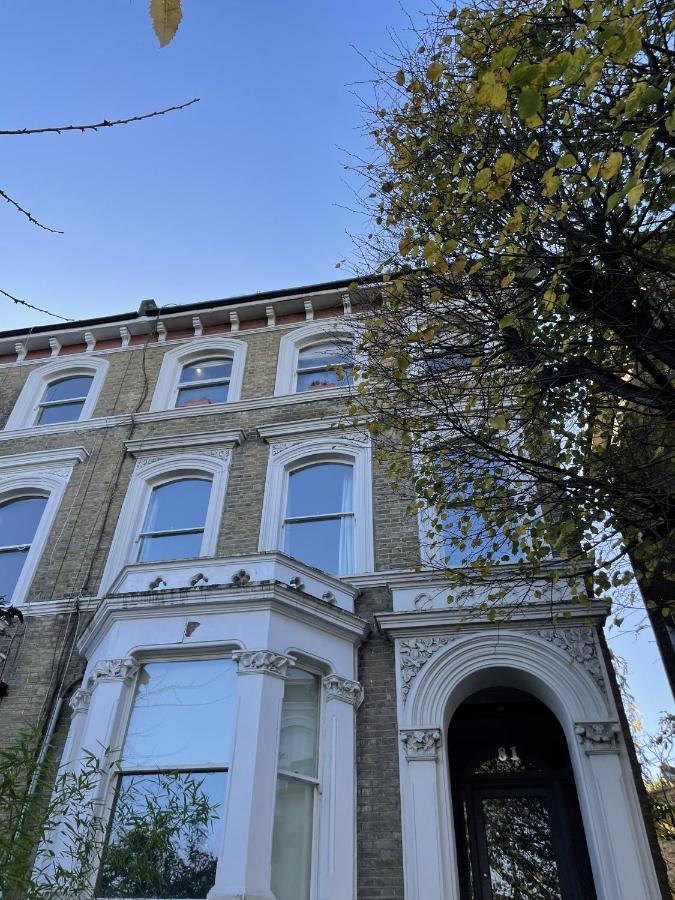 81 St Quintin Avenue Apartment