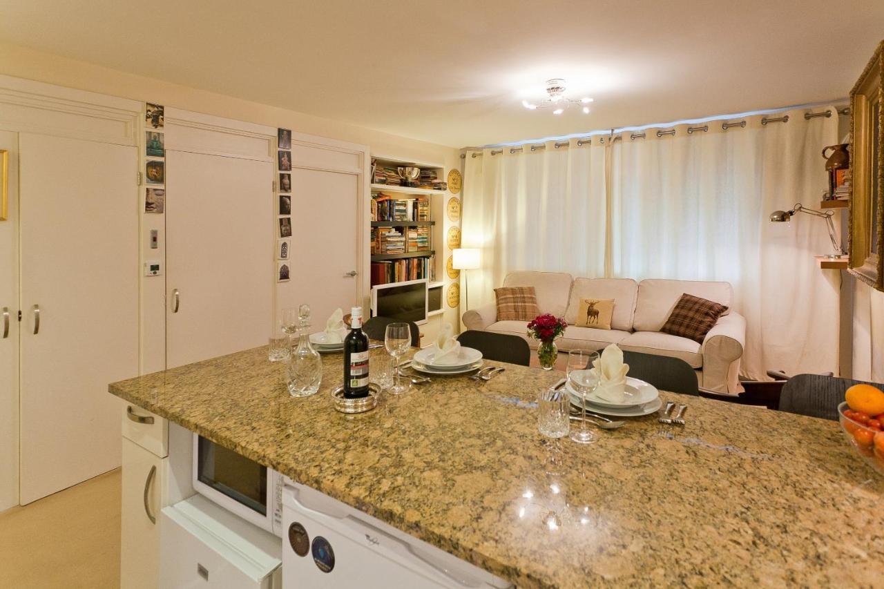 Apartment Covent Garden 1-bedroom, 6 Beds, Quiet, Office-ready London