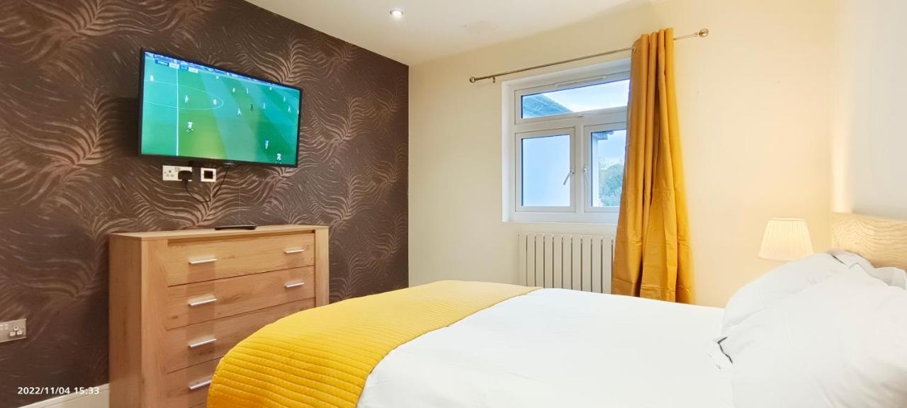 First Floor Flat 1 Northwood London